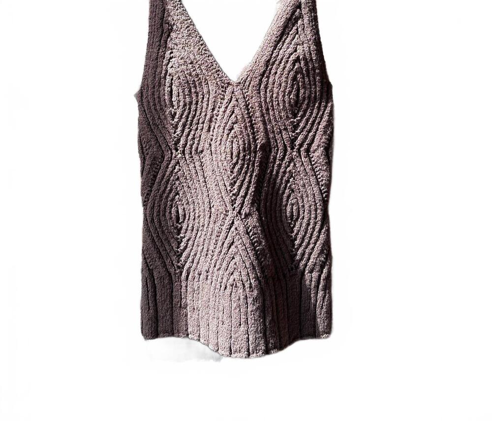 NEW CLOSED women's v-neck strap top in maple brown